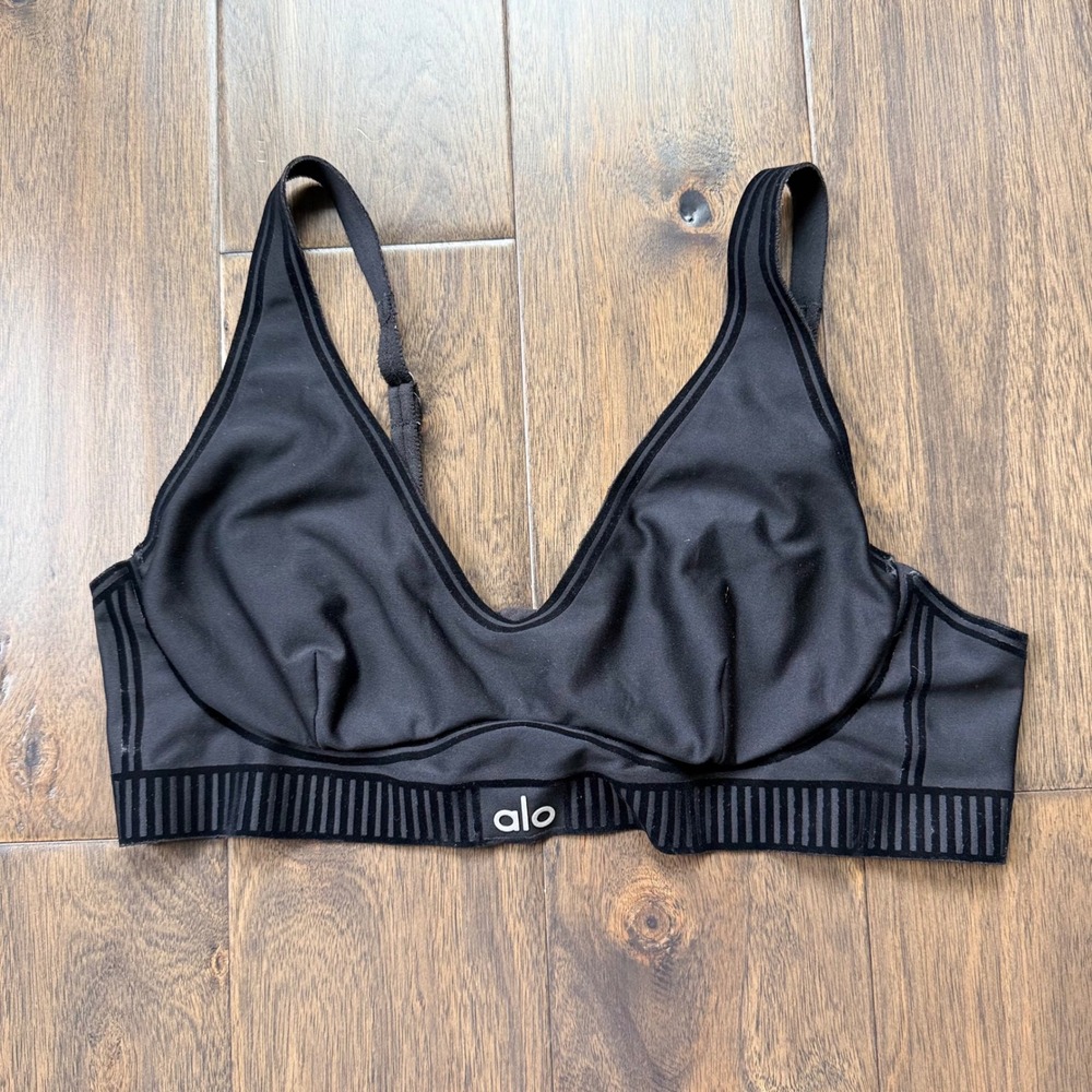 Alo Yoga Delight Bralette Women Large Black Good V-Neck Adjustable Activewear